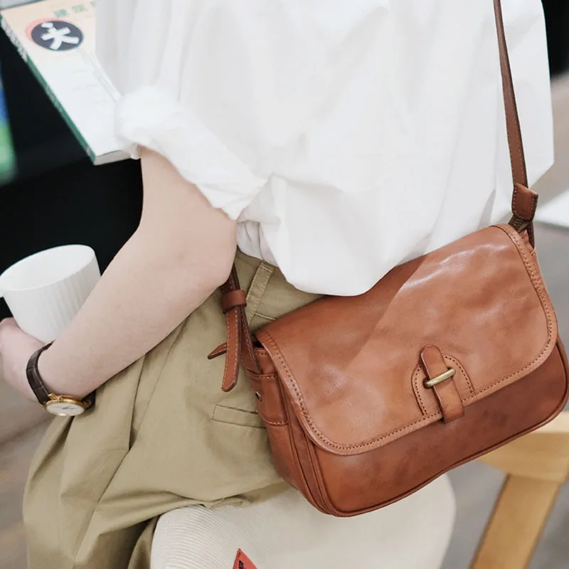 2025 New Arrival Quality Square Leather Retro Crossbody Bag Women's Cowhide Single Shoulder Japanese Postman Style Bag
2025 New Arrival Quality Square Leather Retro Crossbody Bag Women's Cowhide Single Shoulder Japanese Postman Style Bag