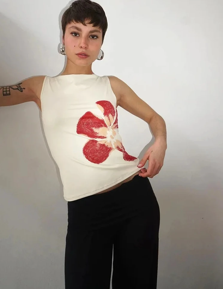 Women's Flower Print Crop Tank Top Fitted Boat Neck Sleeveless Summer Top for New Fashion
Women's Flower Print Crop Tank Top Fitted Boat Neck Sleeveless Summer Top for New Fashion