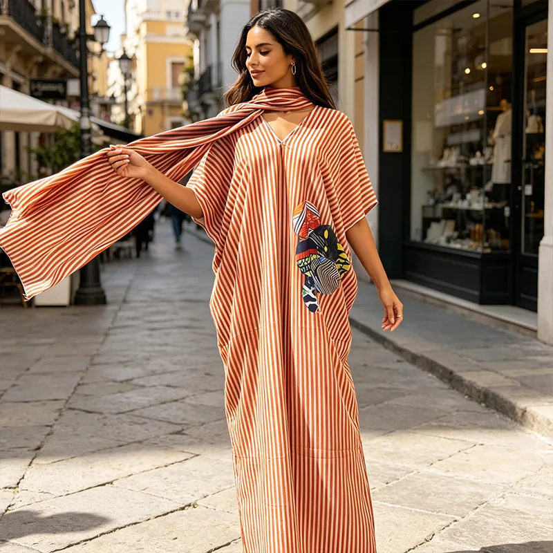 Plus Size African Dresses for Women Summer Fashion African Short Sleeve V-neck Striped Casual Daily Wear Kaftan Muslim Abaya
Plus Size African Dresses for Women Summer Fashion African Short Sleeve V-neck Striped Casual Daily Wear Kaftan Muslim Abaya