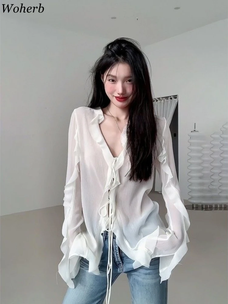 New Summer Sexy Sun Protection Women Blouses V-neck Ruffles Bandage Vintage Shirts Korean Flare Sleeve All Match Fashion Blouse
New Summer Sexy Sun Protection Women Blouses V-neck Ruffles Bandage Vintage Shirts Korean Flare Sleeve All Match Fashion Blouse
