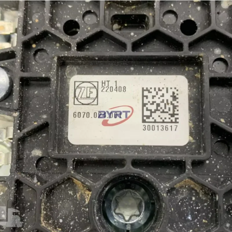 Solenoid Block Control 6070.024.001 Sensor Module TraXon AM1 Valve Block Solenoid Automatic for ZF 12TX2210TD Transmission Parts
Solenoid Block Control 6070.024.001 Sensor Module TraXon AM1 Valve Block Solenoid Automatic for ZF 12TX2210TD Transmission Parts