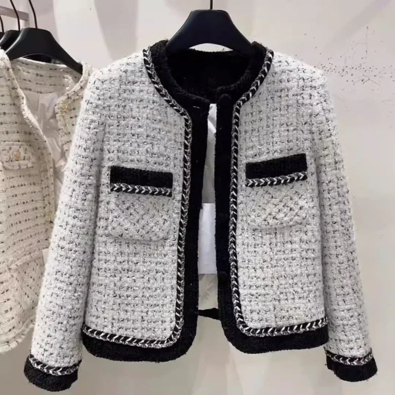 Осень-зима, новая женская хлопковая куртка во французском стиле, утепленная внутренняя наполнитель, теплая пушистая верхняя одежда с большим цветочным узором, пальто 
Осень-зима, новая женская хлопковая куртка во французском стиле, утепленная внутренняя наполнитель, теплая пушистая верхняя одежда с большим цветочным узором, пальто