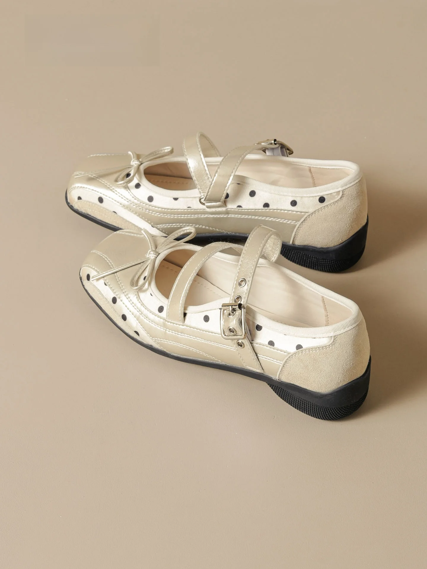Agsdon Ballet Flat Shoes Women's Summer Thick Bottom Sandals Polka Dot Casual Shoes Sweet Style Knot Closure
Agsdon Ballet Flat Shoes Women's Summer Thick Bottom Sandals Polka Dot Casual Shoes Sweet Style Knot Closure