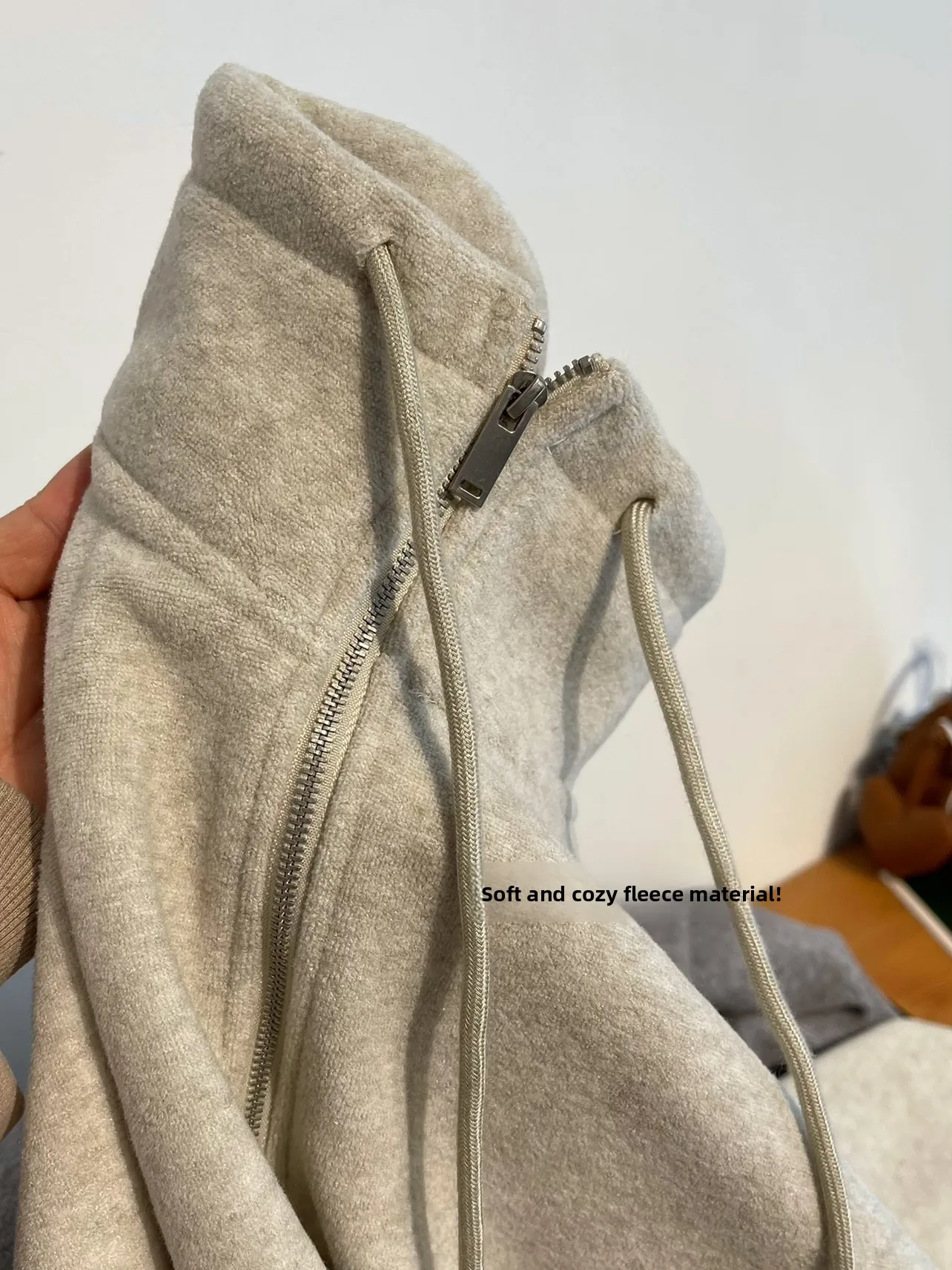 plus Size 300 Pounds Women's Hoodie Korean Style Half Zip Loose Fit High Collar Long Sleeve Cotton Sweatshirt for plus Size
plus Size 300 Pounds Women's Hoodie Korean Style Half Zip Loose Fit High Collar Long Sleeve Cotton Sweatshirt for plus Size