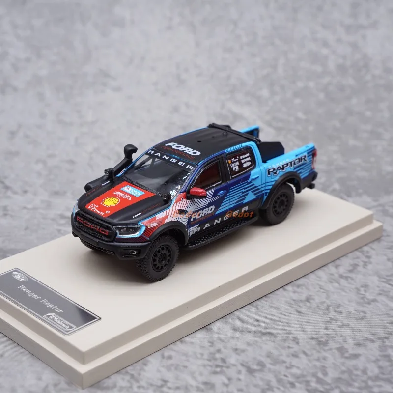 MK 1:64 Ford Ranger pickup Raptor Ranger die-cast simulation alloy car model, boys' toy, adult collectible ornament.
MK 1:64 Ford Ranger pickup Raptor Ranger die-cast simulation alloy car model, boys' toy, adult collectible ornament.