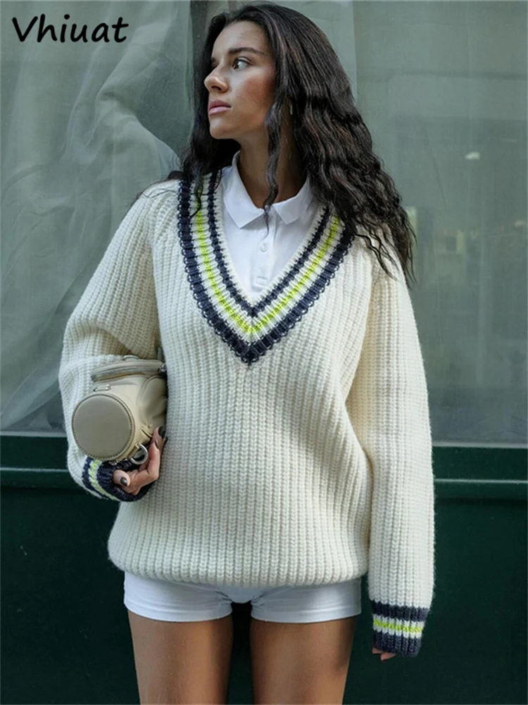 Vhiuat Knitted Patchwork Long Sleeve V Neck Sweater Pullovers Streetwear 2024 Winter Fashion Jumper Tops Outerwears Pull Femme
Vhiuat Knitted Patchwork Long Sleeve V Neck Sweater Pullovers Streetwear 2024 Winter Fashion Jumper Tops Outerwears Pull Femme