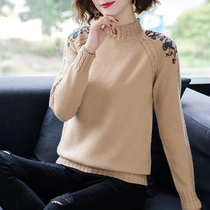 2025 Korean New Autumn Winter Women Slim Turtleneck Sweater High Quality Embroidery Knitted Pullover Basic Sweater Female Tops
2025 Korean New Autumn Winter Women Slim Turtleneck Sweater High Quality Embroidery Knitted Pullover Basic Sweater Female Tops
