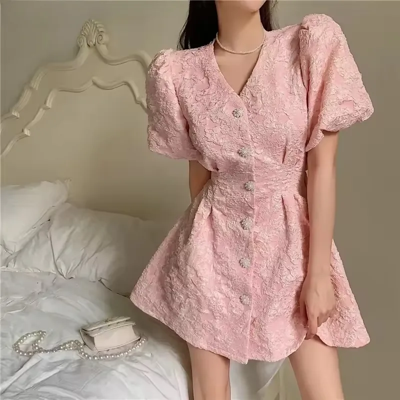 Sweet V-neck Waist-fitted Mini Puff Sleeve Petite Dress 3D Embossed French Style Open-back Short Skirt for Women
Sweet V-neck Waist-fitted Mini Puff Sleeve Petite Dress 3D Embossed French Style Open-back Short Skirt for Women
