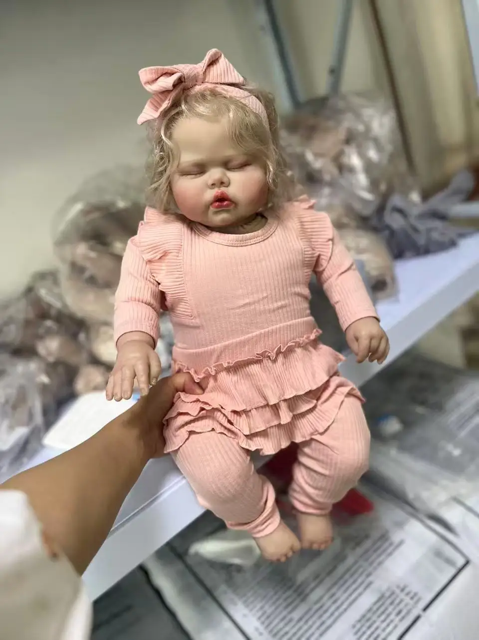 24Inch Reborn Toddler Baby Doll Sleeping Pickle with Blonde Hair Hand Painting 3D Skin with Visible Veins Muñecas Bebe Reborn
24Inch Reborn Toddler Baby Doll Sleeping Pickle with Blonde Hair Hand Painting 3D Skin with Visible Veins Muñecas Bebe Reborn