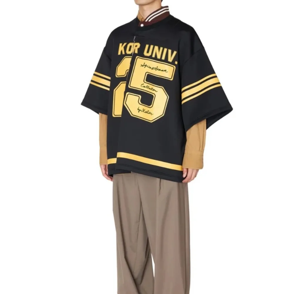 25SS KOLOR Abe Casual Splicing Letter Printed Baseball T-Shirts Loose Short Sleeve Loose Tees
25SS KOLOR Abe Casual Splicing Letter Printed Baseball T-Shirts Loose Short Sleeve Loose Tees