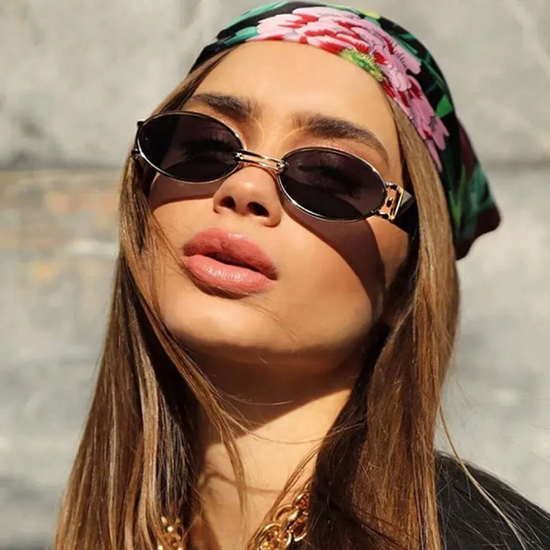 300331 Trendy Metal Punk Sun Eyeglass Women Fashion Small Size Oval Retro Sunglasses Outdoors Casual UV Protection Spectacles
300331 Trendy Metal Punk Sun Eyeglass Women Fashion Small Size Oval Retro Sunglasses Outdoors Casual UV Protection Spectacles