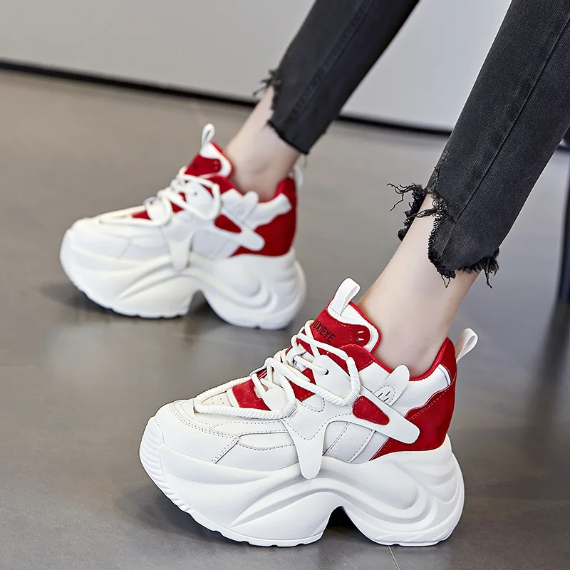 Genuine Leather Women Sneakers Retro Vulcanize Chunky Shoes New Spring Casual Sport Shoes 8CM High Platform Wedge Walking Shoes
Genuine Leather Women Sneakers Retro Vulcanize Chunky Shoes New Spring Casual Sport Shoes 8CM High Platform Wedge Walking Shoes