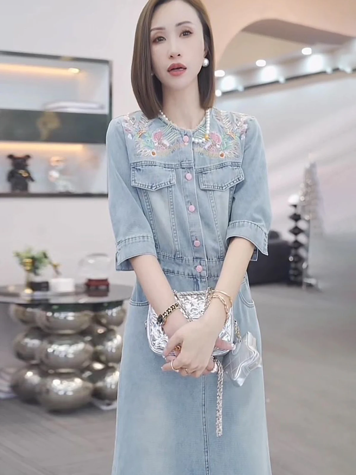 New Summer Chinese Sle Embroidered Denim Dr Casual Slim Fit Seven Sve Length Skirt Ele Waist a Women's Dr
New Summer Chinese Sle Embroidered Denim Dr Casual Slim Fit Seven Sve Length Skirt Ele Waist a Women's Dr