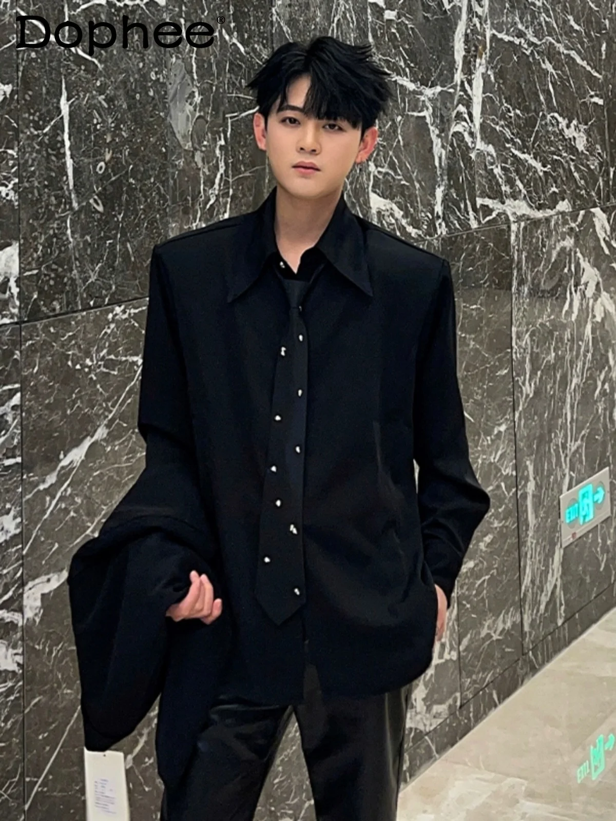 Solid Color Loose Comfort Lapel Shirts Men's 2024 Spring New Versatile Shirts Long Sleeve Trendy Male Handsome Fashion Tie Shirt
Solid Color Loose Comfort Lapel Shirts Men's 2024 Spring New Versatile Shirts Long Sleeve Trendy Male Handsome Fashion Tie Shirt