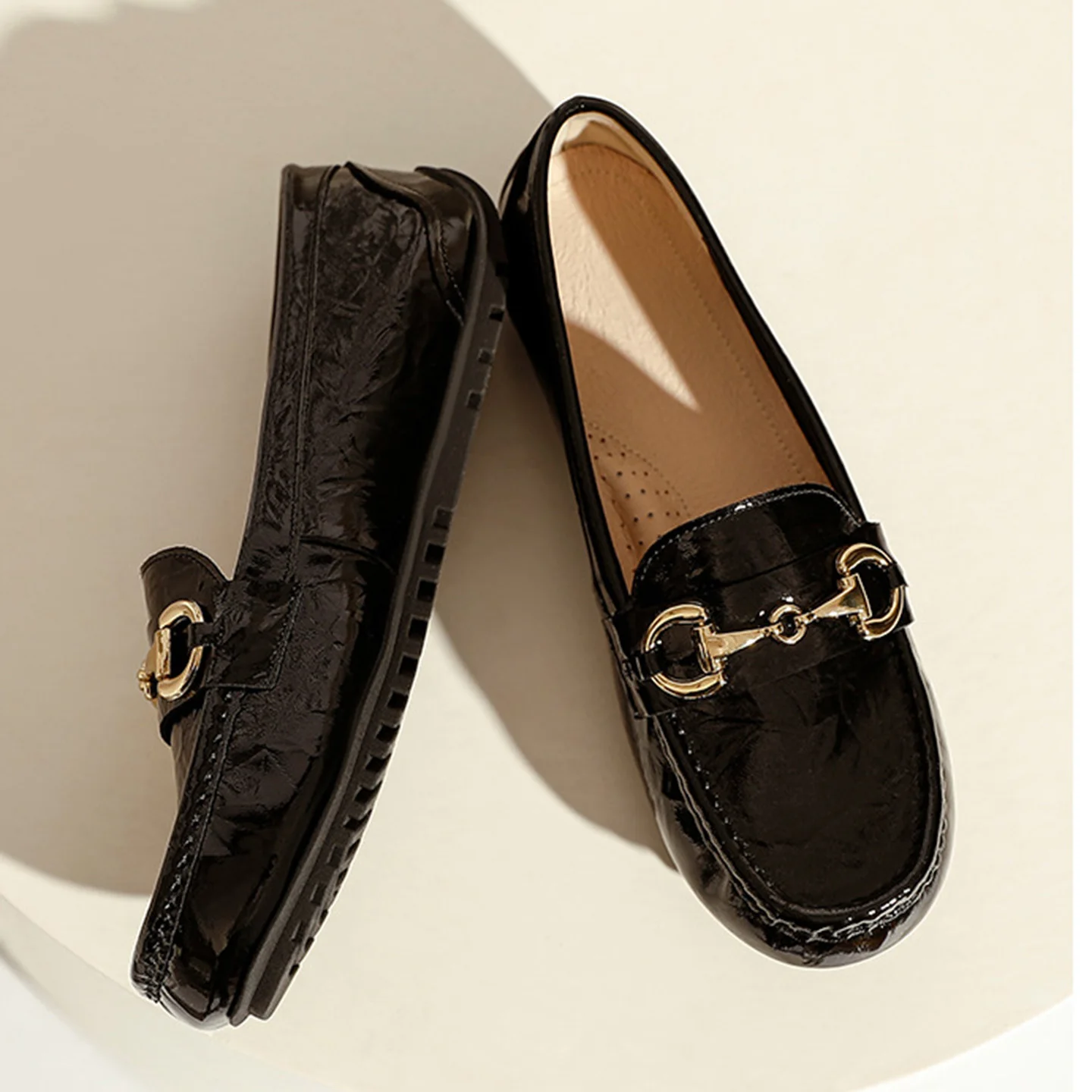 2026 New Women's Casual Sneakers Spring Autumn Fashion Round Head Soft Bottom Anti slip Driving Shoes Flat bottomed loafers 40
2026 New Women's Casual Sneakers Spring Autumn Fashion Round Head Soft Bottom Anti slip Driving Shoes Flat bottomed loafers 40