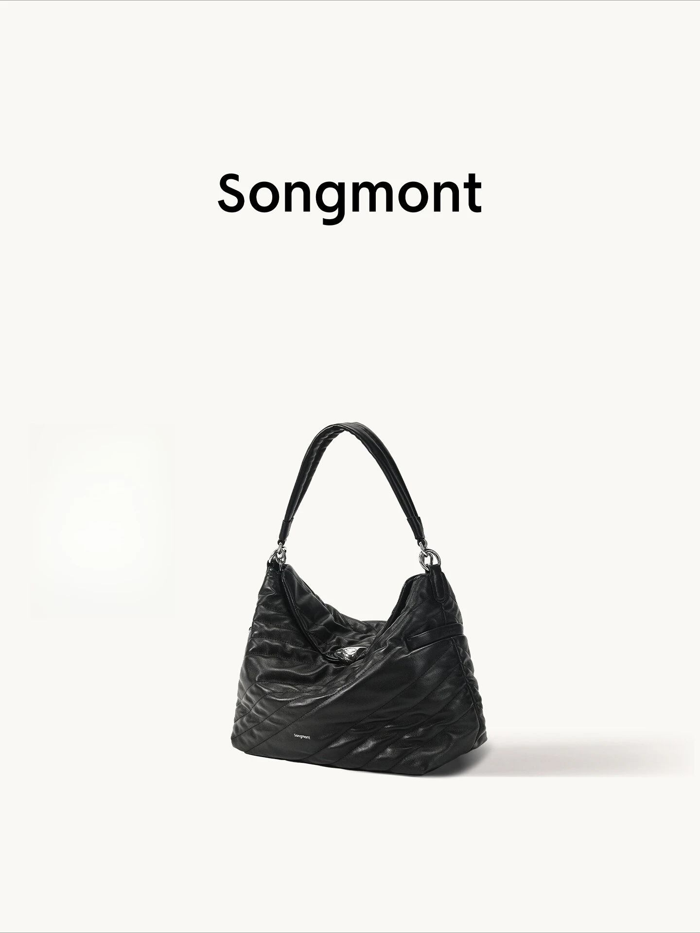 Songmont Mountain has pine beach series hobo shoulder crossbody portable cowhide chain commuter underarm soft bag
Songmont Mountain has pine beach series hobo shoulder crossbody portable cowhide chain commuter underarm soft bag