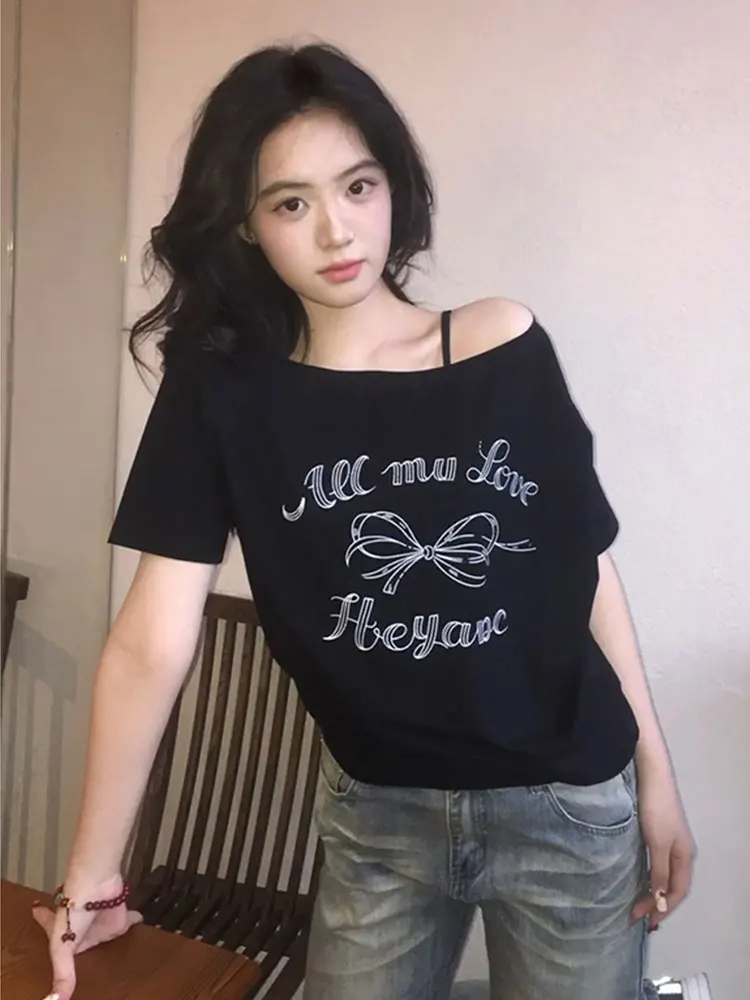 American Retro Black Bow Tie Print Asymmetrical Shoulder Short Sleeve T-Shirt Women Summer plus Size Slimming Shoulder Baring...
American Retro Black Bow Tie Print Asymmetrical Shoulder Short Sleeve T-Shirt Women Summer plus Size Slimming Shoulder Baring...