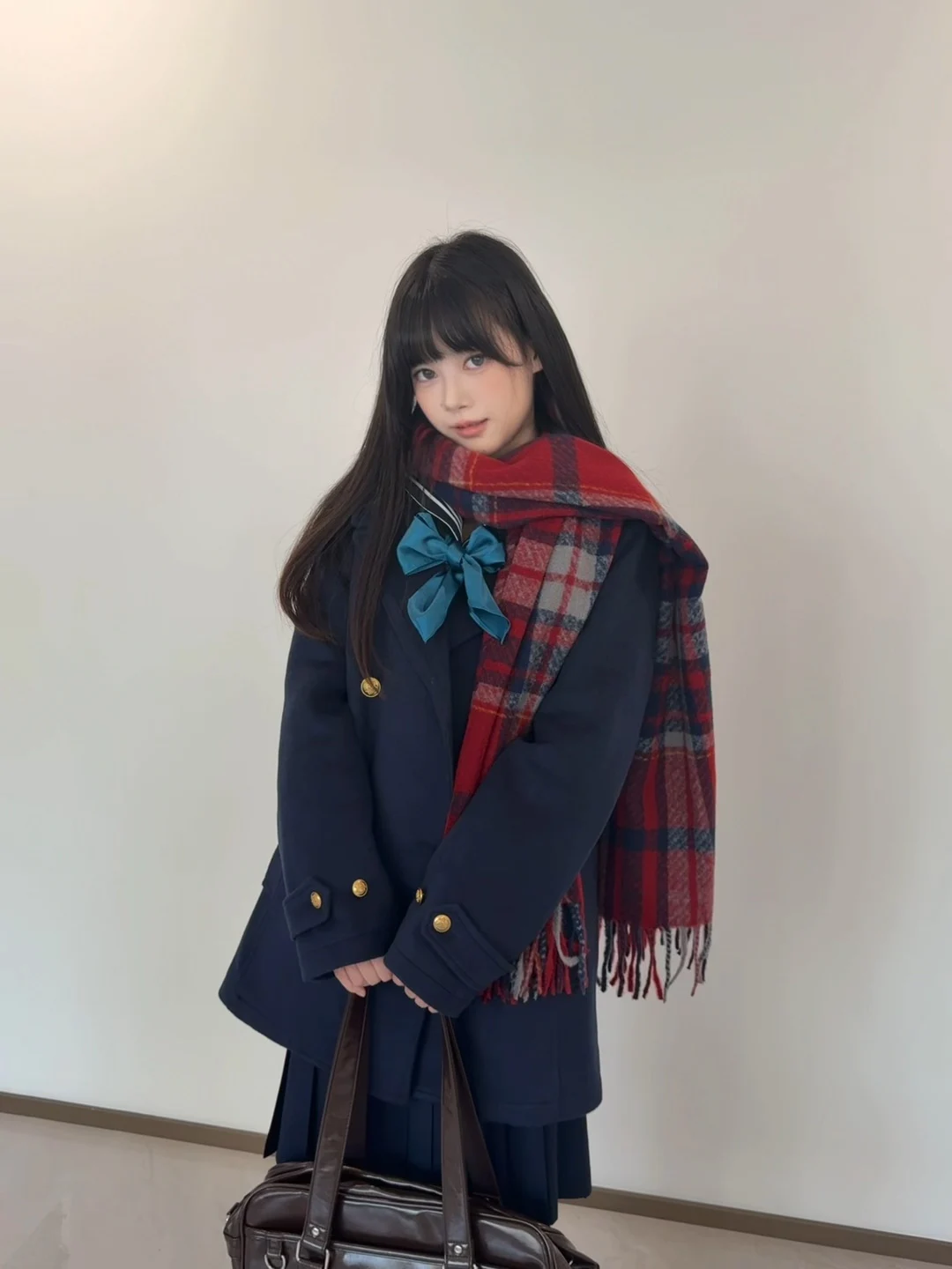 Тёплое зимнее двубортное пальто из хлопка и шерсти Joy для молодых женщин, прямого кроя, однотонное, для повседневной носки
Тёплое зимнее двубортное пальто из хлопка и шерсти Joy для молодых женщин, прямого кроя, однотонное, для повседневной носки