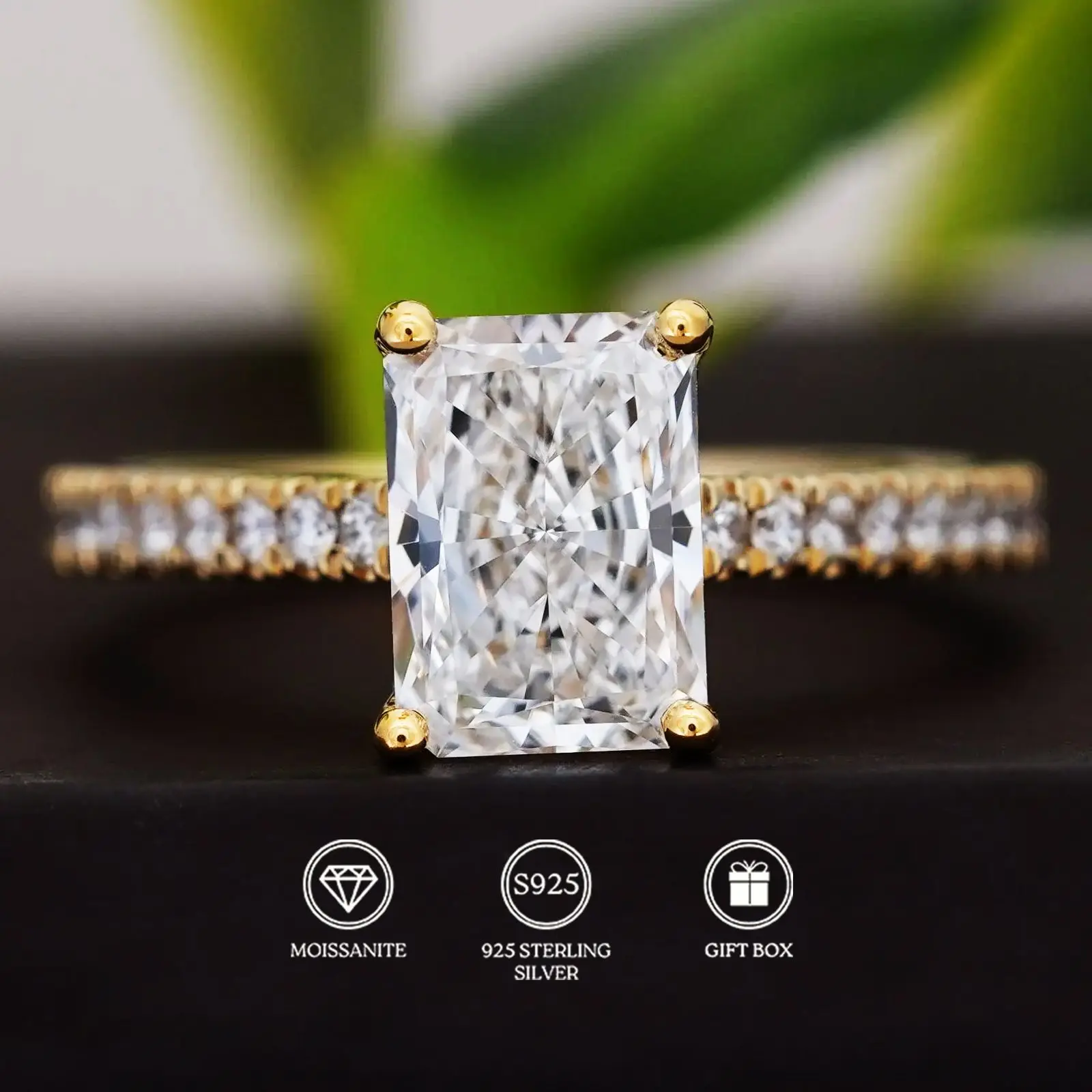 1pc 1/2/3Ct The Stylish Retro Moissanite 925 Silver Ring, The Dinner Party Adds Brilliance, and The Wedding Anniversary Brings.
1pc 1/2/3Ct The Stylish Retro Moissanite 925 Silver Ring, The Dinner Party Adds Brilliance, and The Wedding Anniversary Brings.