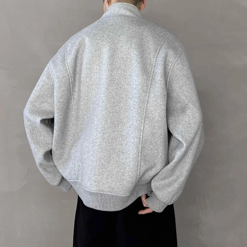 Solid Color Woolen Coat Autumn and Winter Unisex Stand Collar Long Sleeve Jacket Simple Casual Loose Zipper Fashion Men Clothing
Solid Color Woolen Coat Autumn and Winter Unisex Stand Collar Long Sleeve Jacket Simple Casual Loose Zipper Fashion Men Clothing
