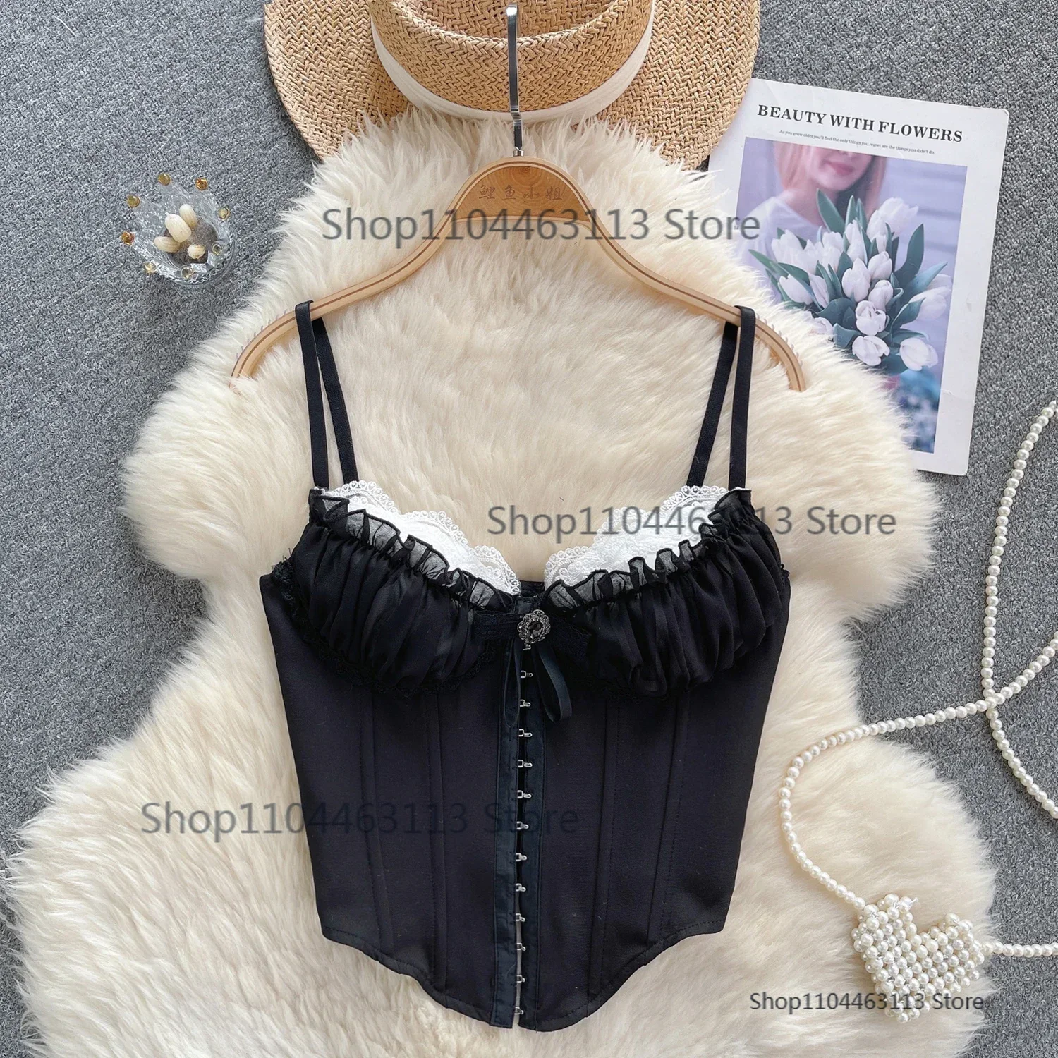Chic Women Tank Tops Lace Patchwork Spaghetti Strap Cropped Top Backless Corset Camis Female Vintage French Style Dropshipping
Chic Women Tank Tops Lace Patchwork Spaghetti Strap Cropped Top Backless Corset Camis Female Vintage French Style Dropshipping