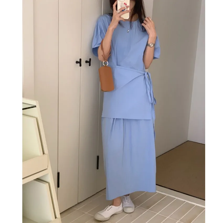 Fashionable Short Sleeve Wrap Dress Slimming Waist Design Korean Style Women's Dress Suitable for Various Occasions
Fashionable Short Sleeve Wrap Dress Slimming Waist Design Korean Style Women's Dress Suitable for Various Occasions