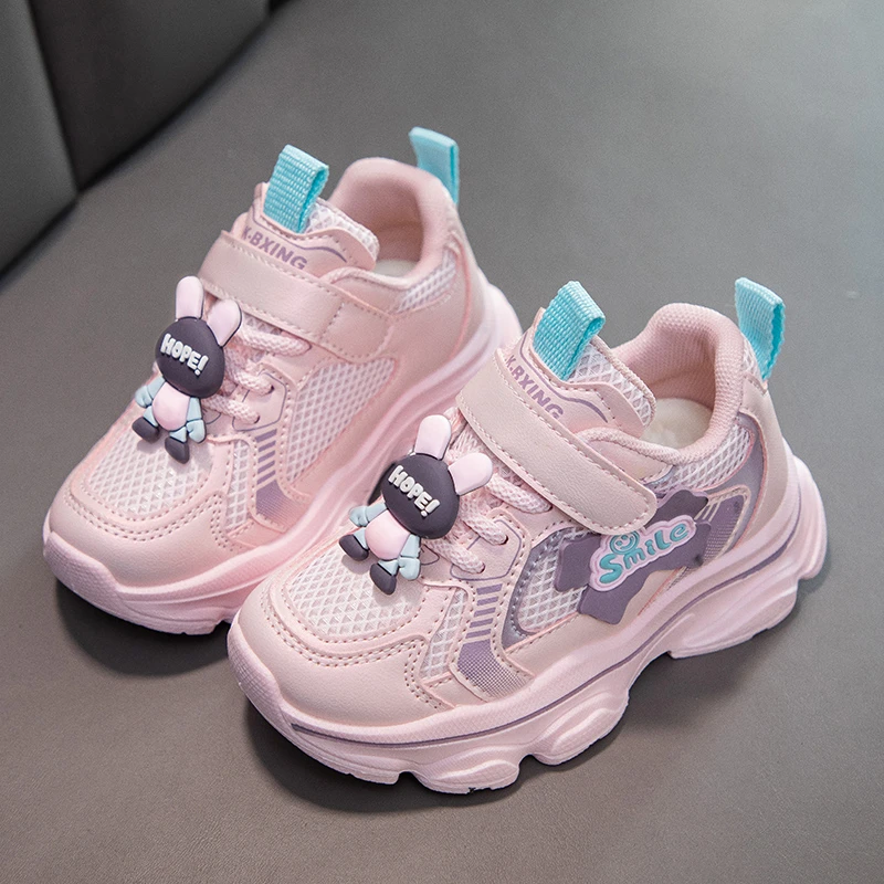 Осень 2025 г., хит продаж, детская спортивная обувь, износостойкие и мягкие кроссовки, легкая и сбалансированная повседневная обувь
Осень 2025 г., хит продаж, детская спортивная обувь, износостойкие и мягкие кроссовки, легкая и сбалансированная повседневная обувь