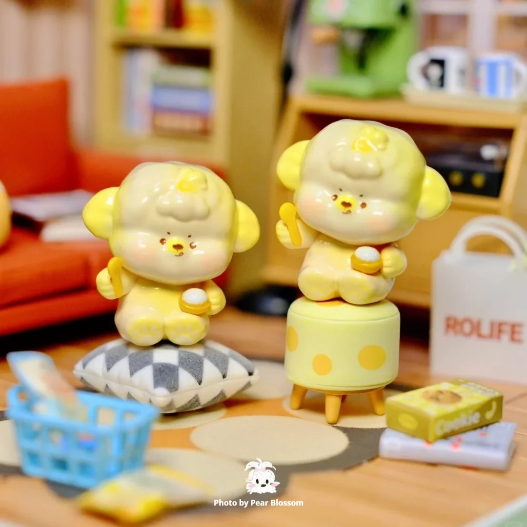 Moji модная очаровательная серия частиц Moe мини-фигурка слепая коробка игрушка Коллекционная кавайная настольная украшение подарок новый оригинальный 
Moji модная очаровательная серия частиц Moe мини-фигурка слепая коробка игрушка Коллекционная кавайная настольная украшение подарок новый оригинальный