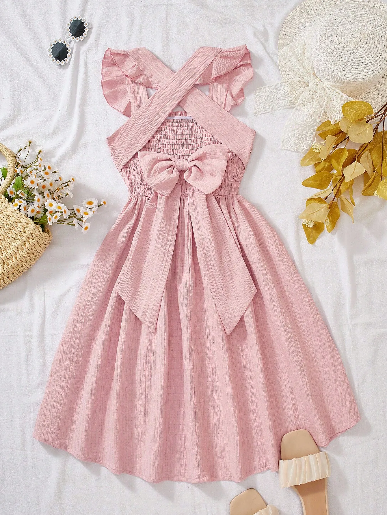 Розовое платье с присборенной талией, бантом и перекрестными бретелями на спине, повседневное летнее платье А-силуэта для девочек
Розовое платье с присборенной талией, бантом и перекрестными бретелями на спине, повседневное летнее платье А-силуэта для девочек