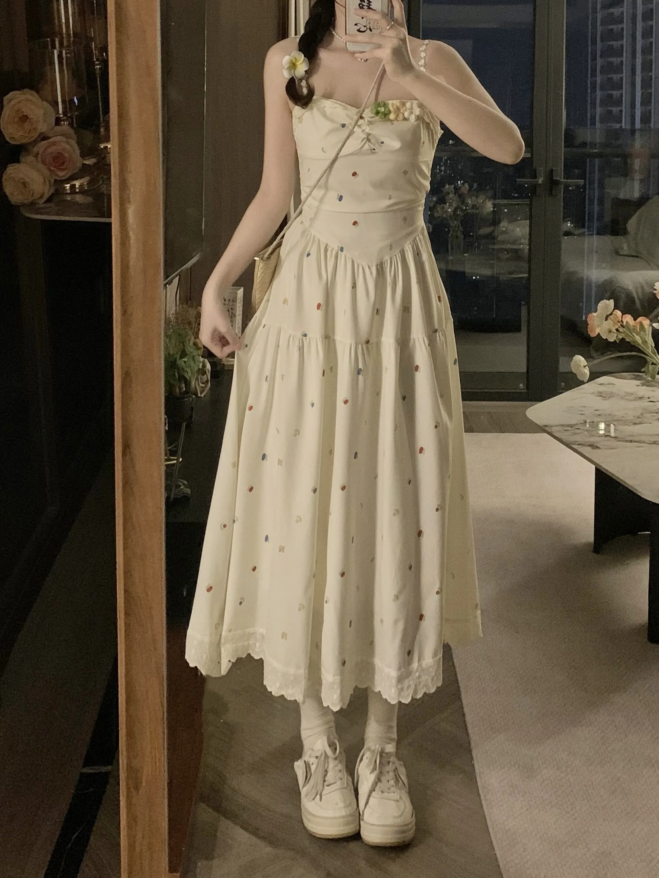 Sweet Oversized Summer Outfit Korean Style Embroidered Strap Dress Sun Protection Cardigan Versatile High Waist Midi Skirt
Sweet Oversized Summer Outfit Korean Style Embroidered Strap Dress Sun Protection Cardigan Versatile High Waist Midi Skirt