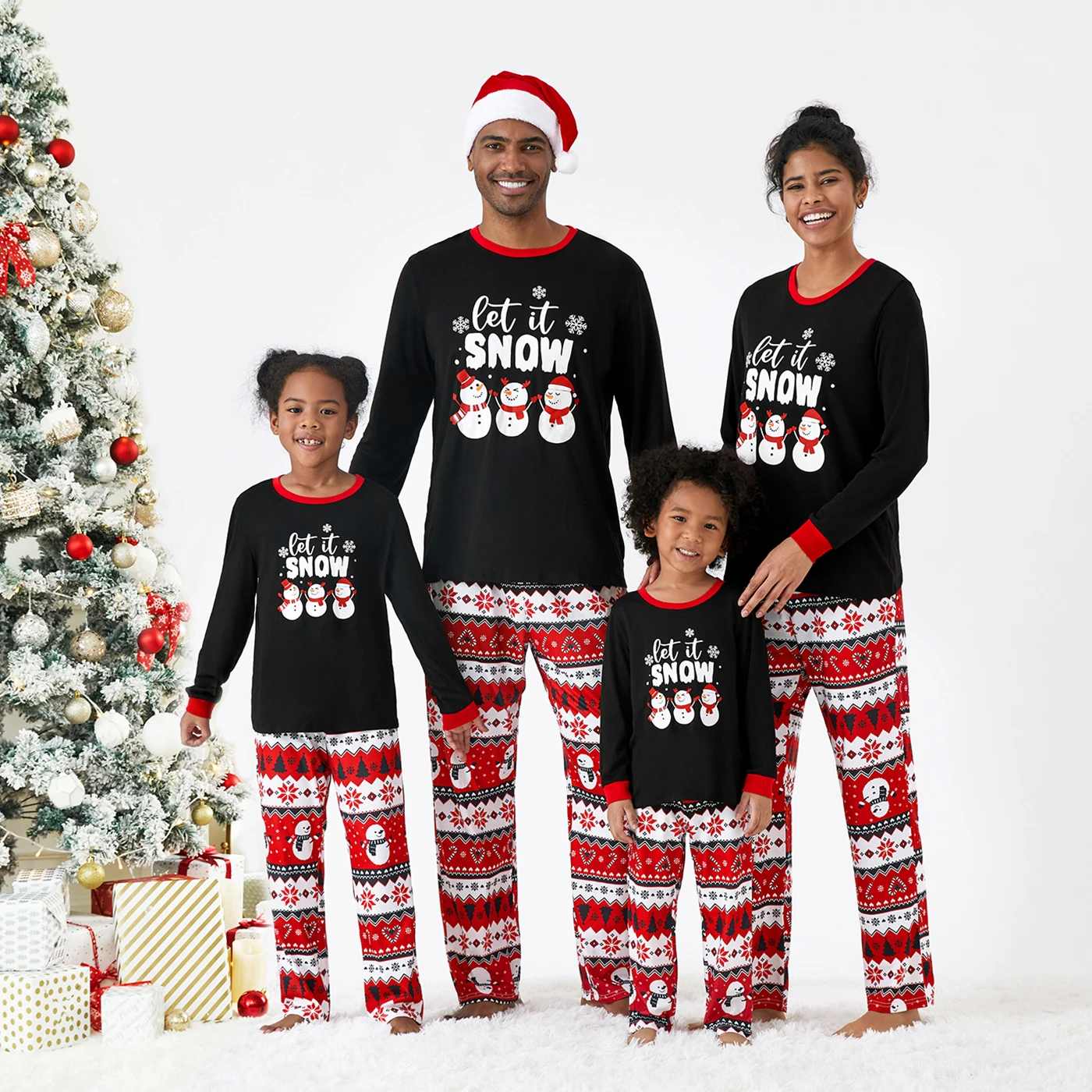 PatPat Christmas Family Pajamas Set - Polyester Spandex Blend, 2-Piece, Casual, Opaque, Matching Outfits
PatPat Christmas Family Pajamas Set - Polyester Spandex Blend, 2-Piece, Casual, Opaque, Matching Outfits
