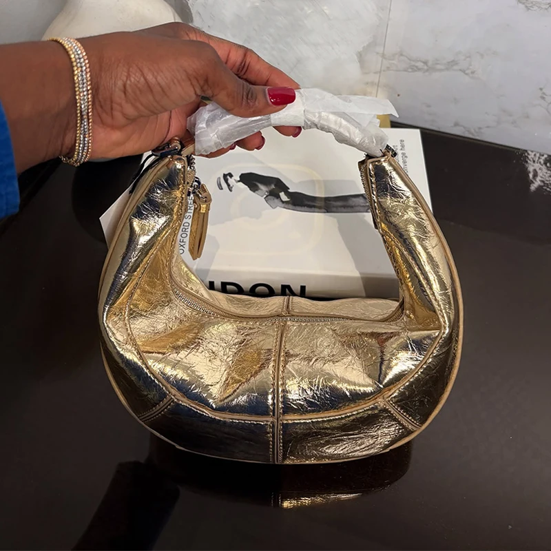 Gold Shiny Leather Crescent Moon Handbag Luxury Women's Purse, Elegant Chain Shoulder Bag, High-end Banquet Clutch Evening Bag
Gold Shiny Leather Crescent Moon Handbag Luxury Women's Purse, Elegant Chain Shoulder Bag, High-end Banquet Clutch Evening Bag