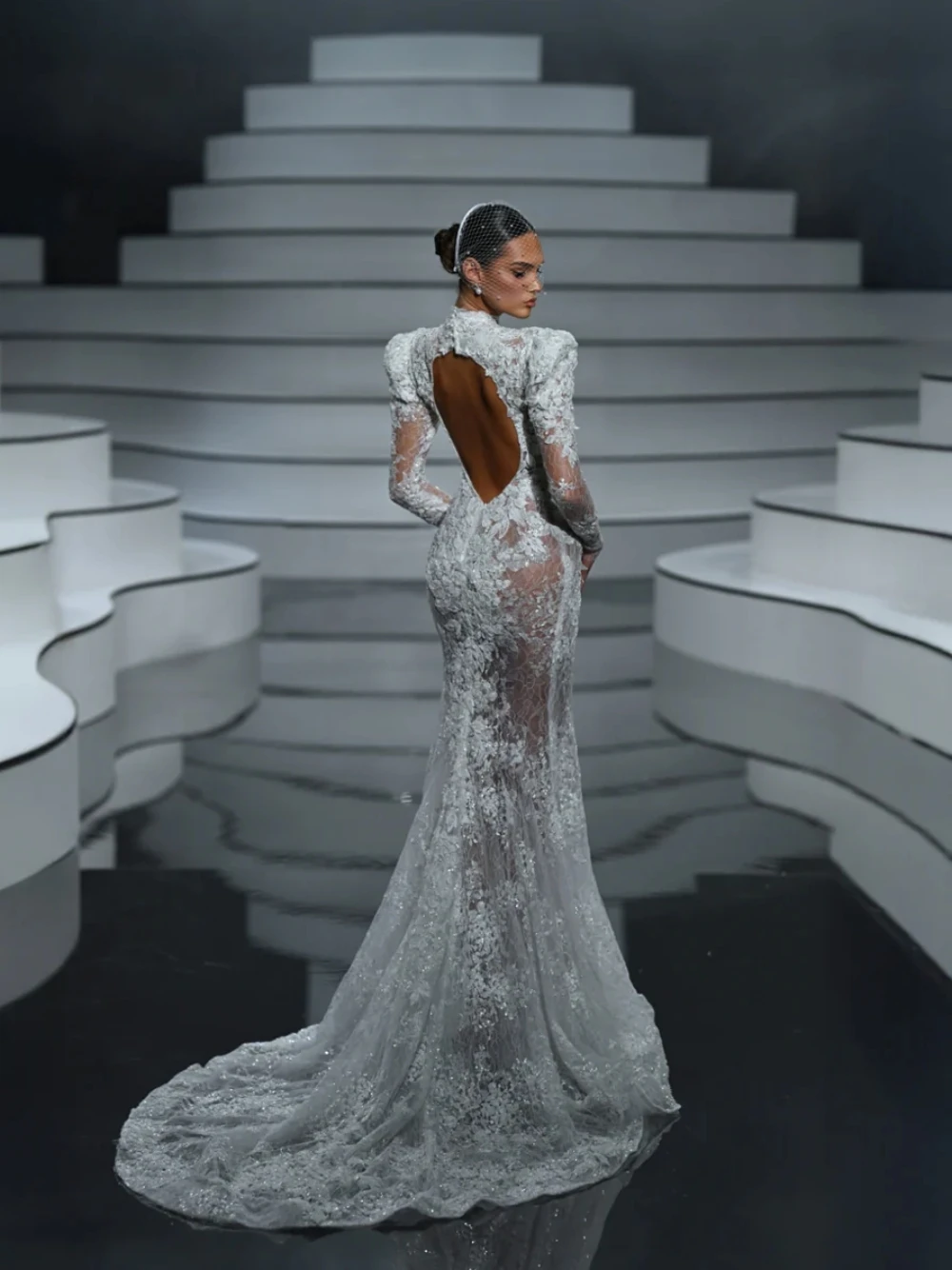 Shimmering Mermaid Wedding Dress Fashionable Sexy Illusion Backless Customized Bridal Gown Luxury Beaded High Neck Bride Wear
Shimmering Mermaid Wedding Dress Fashionable Sexy Illusion Backless Customized Bridal Gown Luxury Beaded High Neck Bride Wear