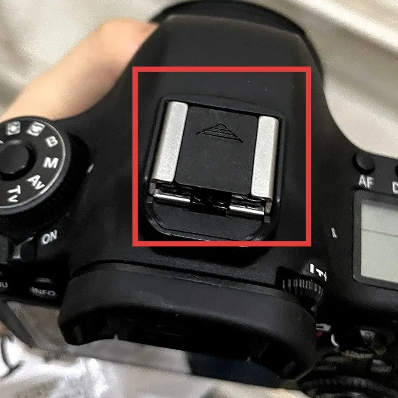 For Canon EOS G5X G3X 200D II 1D Mark III II N 1V Hot Shoe Cover Camera Accessories Cap Protector
For Canon EOS G5X G3X 200D II 1D Mark III II N 1V Hot Shoe Cover Camera Accessories Cap Protector