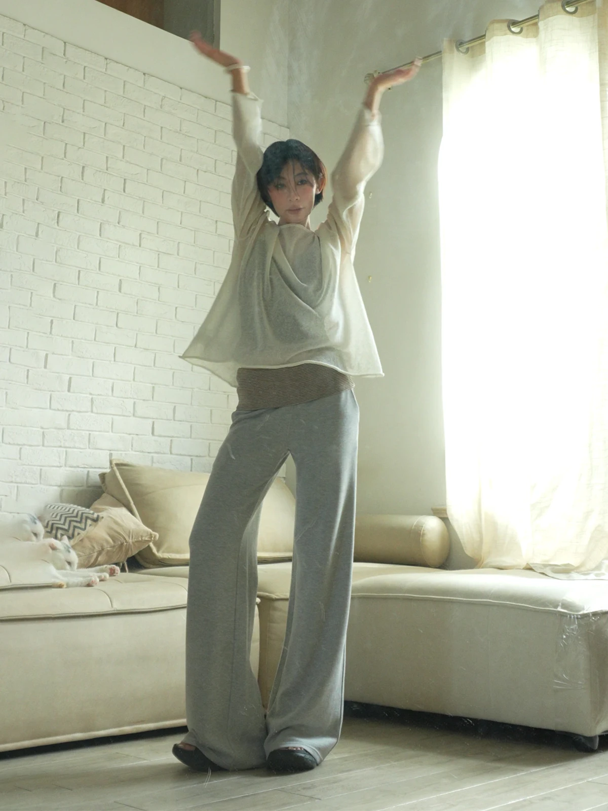 Женская повседневная вязаная кофта Call Me Blue из льна и хлопка, свободного кроя, с длинным рукавом и круглым вырезом, осенняя коллекция
Женская повседневная вязаная кофта Call Me Blue из льна и хлопка, свободного кроя, с длинным рукавом и круглым вырезом, осенняя коллекция