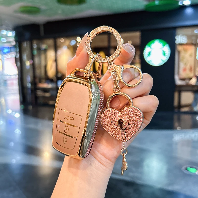 Suitable for 21-23 Toyota Crown ,14th generation, 12-18 Toyota Crown keycover keyshell keychain case buckle cars accessories key
Suitable for 21-23 Toyota Crown ,14th generation, 12-18 Toyota Crown keycover keyshell keychain case buckle cars accessories key