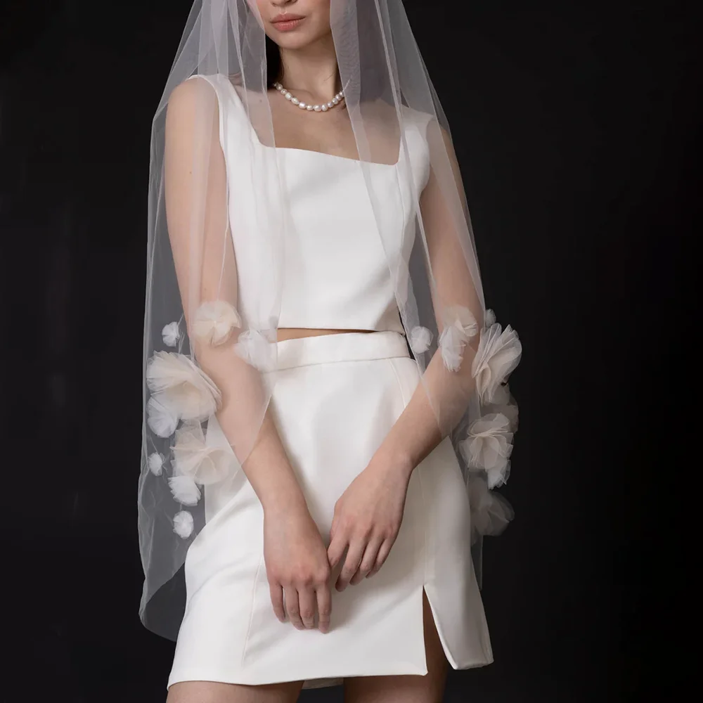 Two Piece Mini Wedding Dress Square Neck Satin Crop Top Side Slit Short Bridal Gown Engagement Elopement Vestido De Novia Corto
Two Piece Mini Wedding Dress Square Neck Satin Crop Top Side Slit Short Bridal Gown Engagement Elopement Vestido De Novia Corto