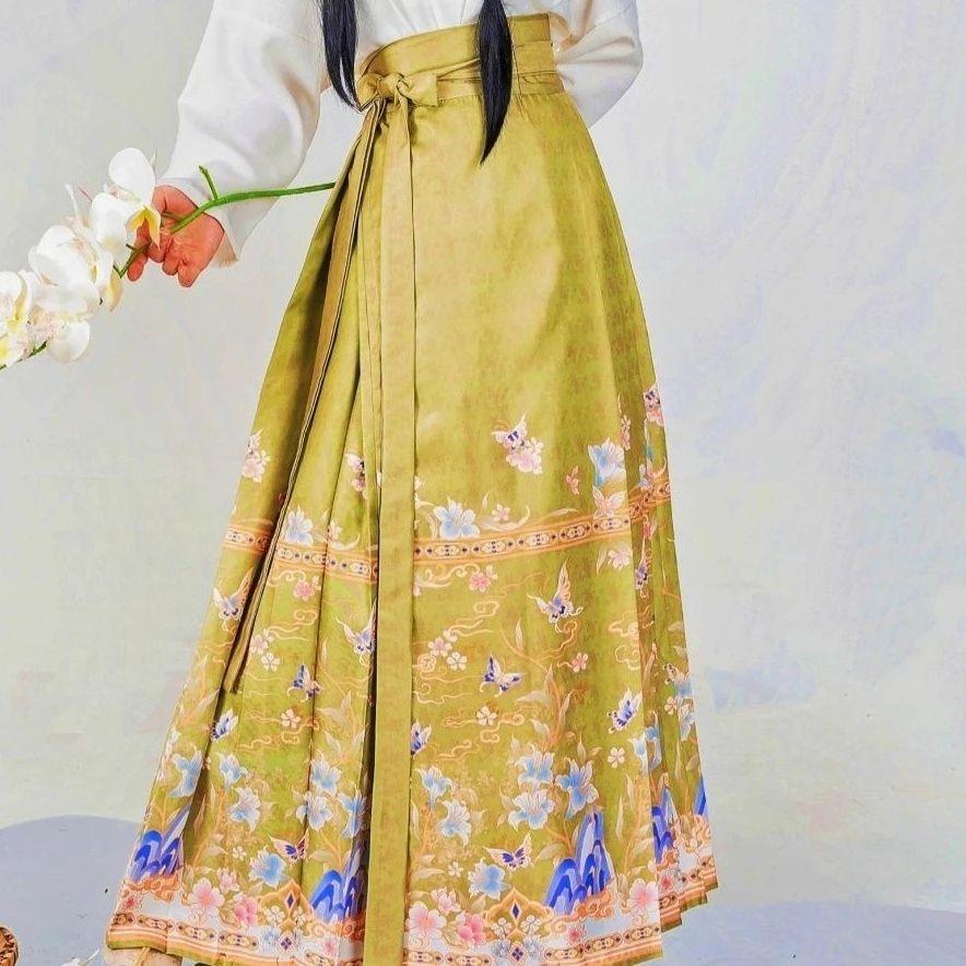Original Hanfu for Women - Ming Dynasty Mian Skirt with Floral Print New chinese Handu Skirt Pleated
Original Hanfu for Women - Ming Dynasty Mian Skirt with Floral Print New chinese Handu Skirt Pleated