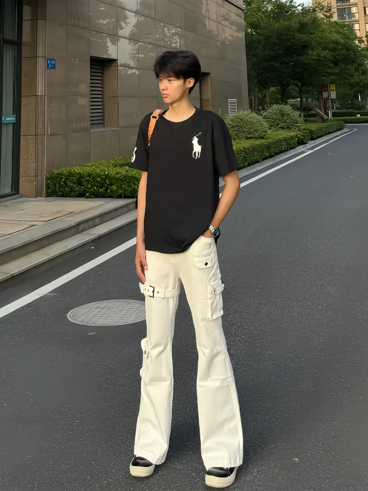 White Bell Bot Jeans Men's Summer Thin High Waist Slim Straight American High Street Cool Pants Loose Fit Long Trousers
White Bell Bot Jeans Men's Summer Thin High Waist Slim Straight American High Street Cool Pants Loose Fit Long Trousers