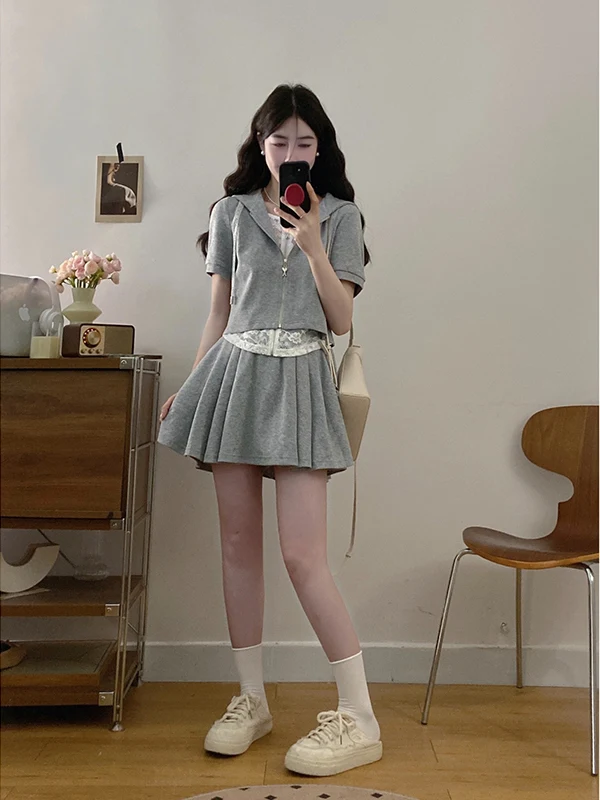Sweet Casual Lace Top plus Size Summer Outfit Women's Belly Cover Slimming Half Skirt Two Piece Set Fashionable Student Uniform
Sweet Casual Lace Top plus Size Summer Outfit Women's Belly Cover Slimming Half Skirt Two Piece Set Fashionable Student Uniform