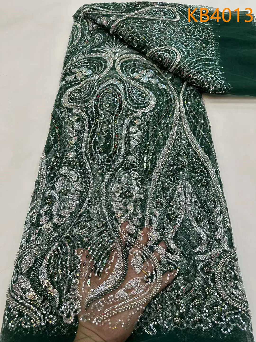 African Sequins Beaded Lace Fabrics White Lace Fabric 2024 High Quality With Sequence Dubai Beaded Lace Fabric For Cloth KB4013
African Sequins Beaded Lace Fabrics White Lace Fabric 2024 High Quality With Sequence Dubai Beaded Lace Fabric For Cloth KB4013