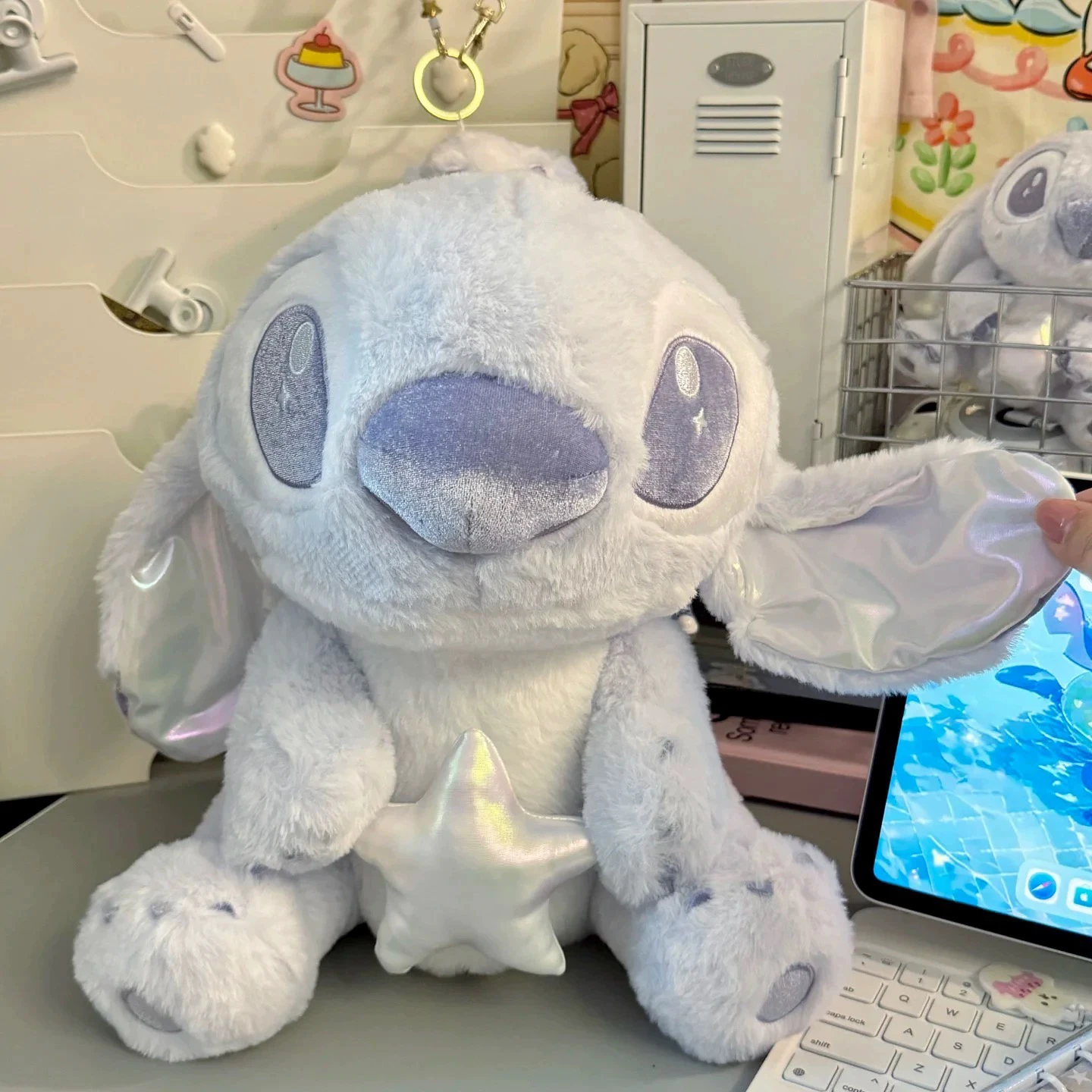 Стич плюшевая кукла Лило кукла милая Hold The Stars Stitch плюшевая игрушка Рождественский детский подарок на день рождения каваи украшения игрушки
Стич плюшевая кукла Лило кукла милая Hold The Stars Stitch плюшевая игрушка Рождественский детский подарок на день рождения каваи украшения игрушки