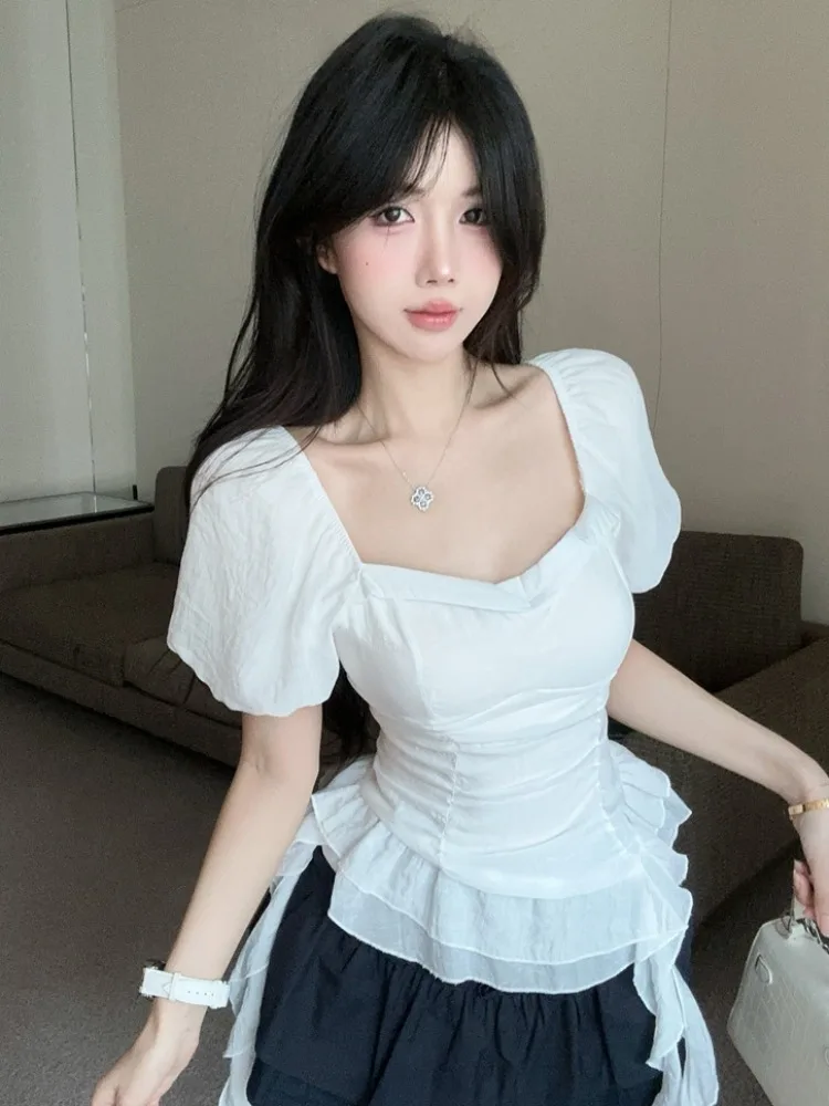 Sweet Style Gentle Square Collar Bubble Sleeve Shirt Women's New Summer Design Sensation Lace Trim Irregular Sash Top
Sweet Style Gentle Square Collar Bubble Sleeve Shirt Women's New Summer Design Sensation Lace Trim Irregular Sash Top