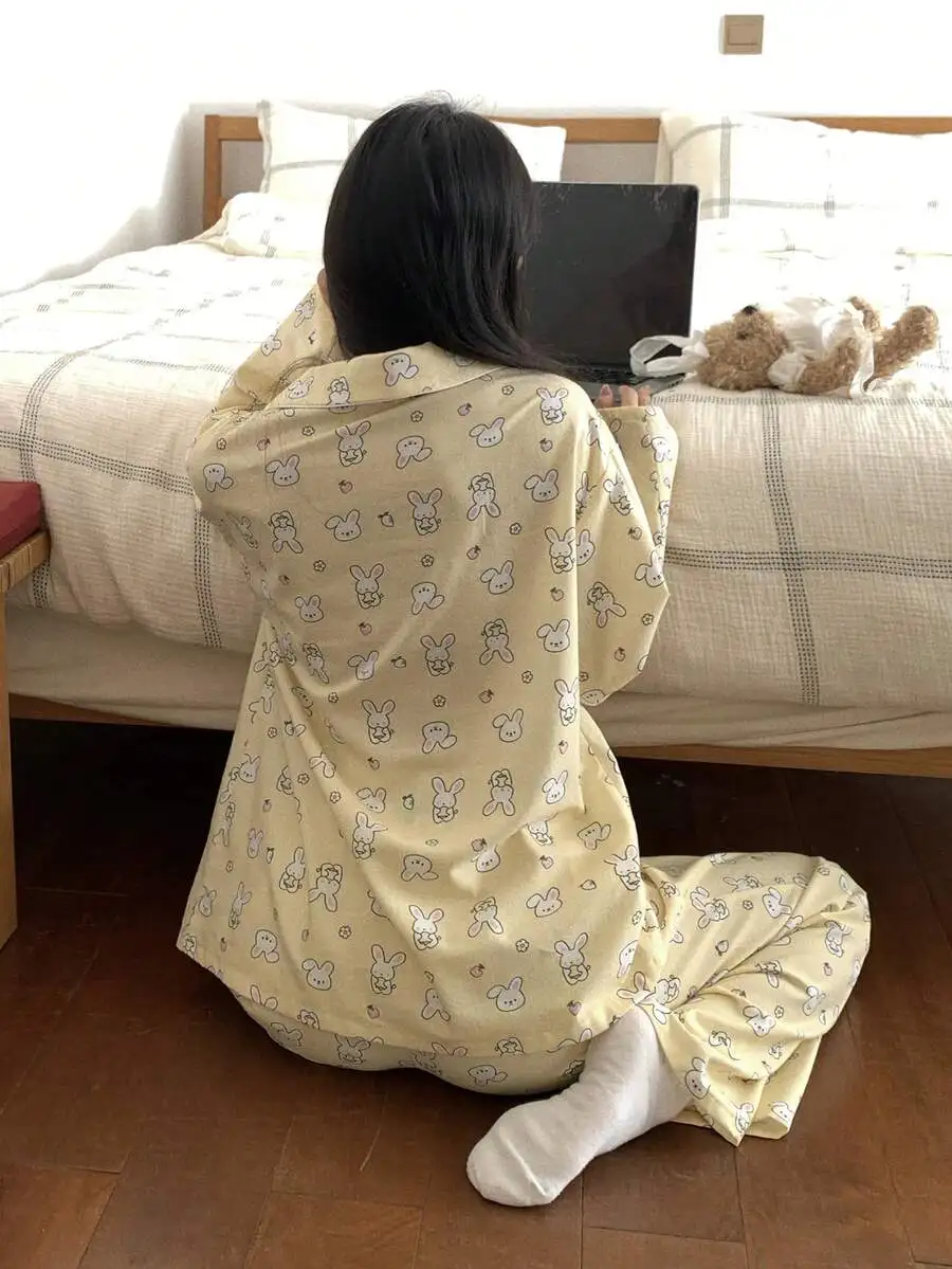 Womens Rabbit Print Pajama Set Long Sleeve Sleepwear Comfortable Lounge Wear
Womens Rabbit Print Pajama Set Long Sleeve Sleepwear Comfortable Lounge Wear