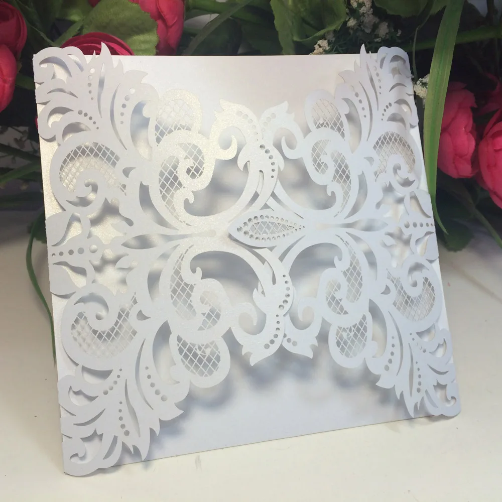 50pcs/pack European 250gsm Shiny Pearl Paper Wedding Invitation Card Hollow Out Crafts Card for Wedding Party Festival Favor
50pcs/pack European 250gsm Shiny Pearl Paper Wedding Invitation Card Hollow Out Crafts Card for Wedding Party Festival Favor