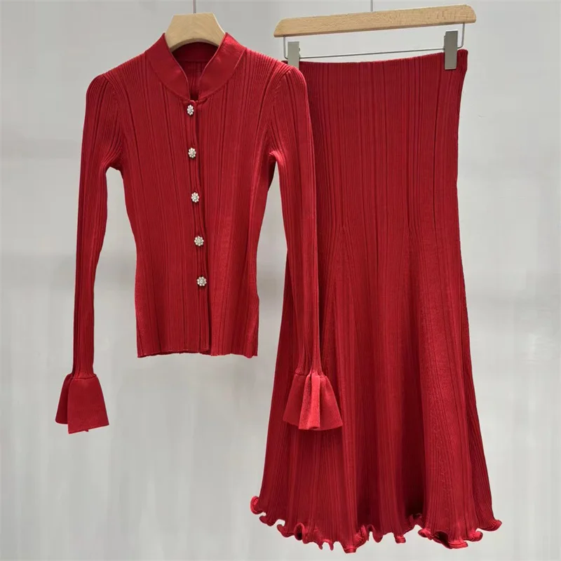 Женский кардиган 2025 Эластичный вязаный топ с длинными рукавами Однобортный облегающий женский свитер y2k Трикотаж с блестящими пуговицами
Женский кардиган 2025 Эластичный вязаный топ с длинными рукавами Однобортный облегающий женский свитер y2k Трикотаж с блестящими пуговицами