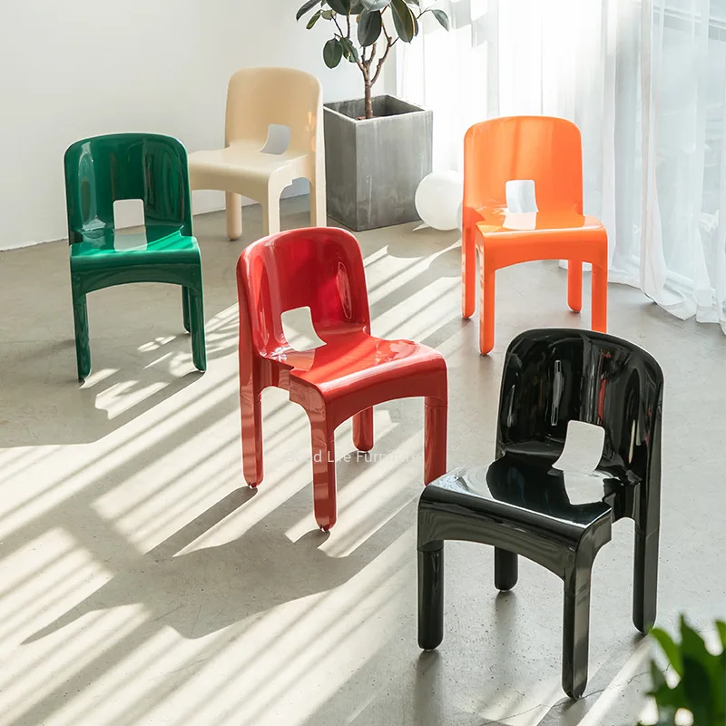 Medieval Chair Nordic Style Restaurant Red Plastic Chair Simple Coffee Shop Milk Tea Shop Back Engraved Dining Chair
Medieval Chair Nordic Style Restaurant Red Plastic Chair Simple Coffee Shop Milk Tea Shop Back Engraved Dining Chair