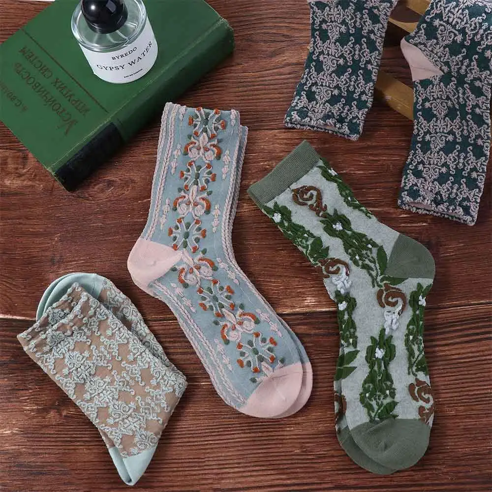 Winter Print Cotton Lolita Socks Harajuku Middle Tube Hosiery College Style Hosiery Korean Style Socks Girls Jacquard Socks
Winter Print Cotton Lolita Socks Harajuku Middle Tube Hosiery College Style Hosiery Korean Style Socks Girls Jacquard Socks