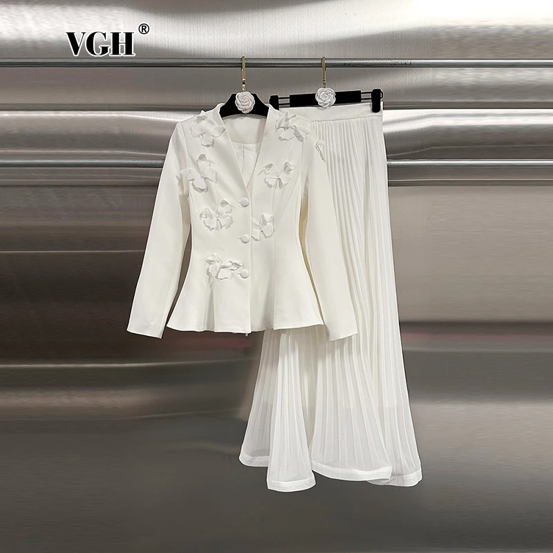 VGH Elegant Spliced Appliques Skirts Outfit for Women V Neck Long Sleeve Coat with Back Lace Up Pleatd Skirt Office Suit Female
VGH Elegant Spliced Appliques Skirts Outfit for Women V Neck Long Sleeve Coat with Back Lace Up Pleatd Skirt Office Suit Female