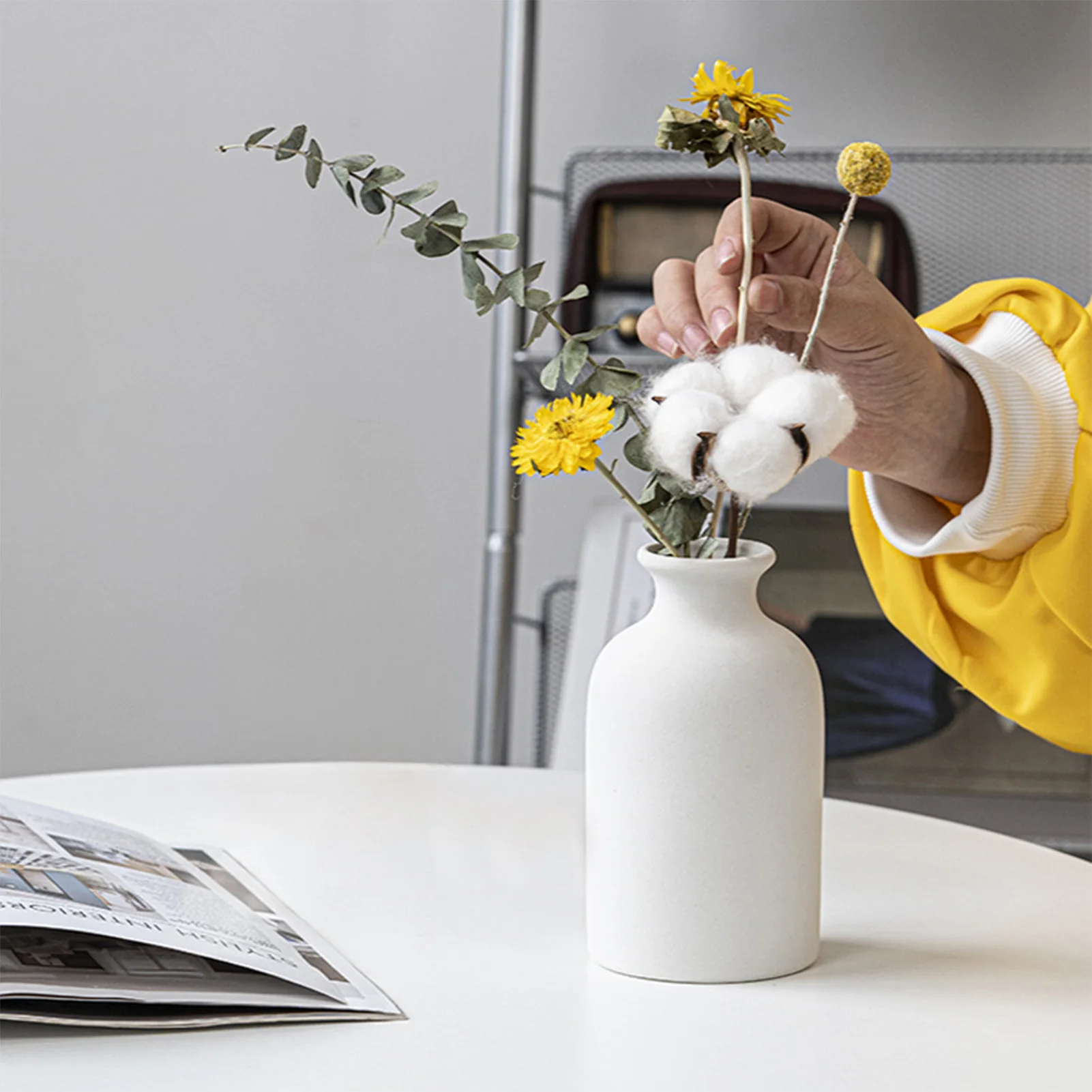 Farmhouse White Ceramic Vase Simple Look Aesthetic Restaurant Room Decor Suitable for Kitchen Dining Room
Farmhouse White Ceramic Vase Simple Look Aesthetic Restaurant Room Decor Suitable for Kitchen Dining Room